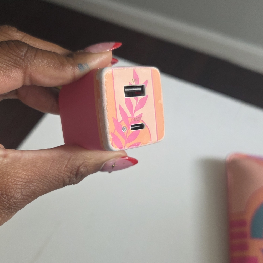 Pink Geometric Women’s Accessory Set - Hey Day Accessory Set - Picture 3 of 8